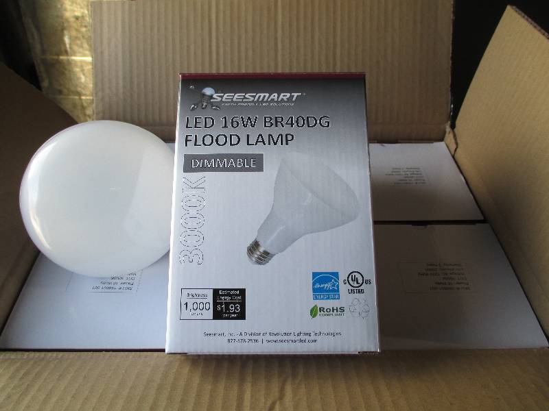 1 case of 12 LED lights, G4 HP 16W ...