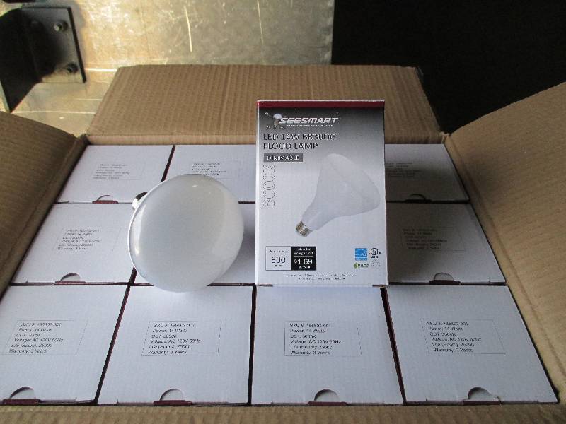 1 case of 24 LED Lights, G4 HP 14W ...