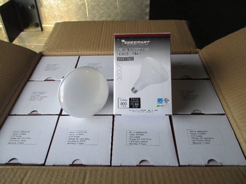 1 case of 24 LED Lights, G4 HP 14W ...