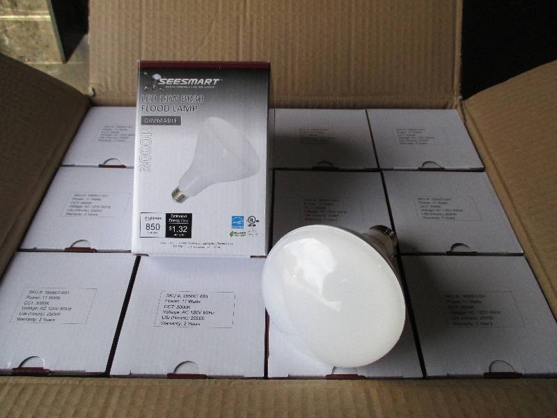 1 case of 24 LED lights, G4 HP 11W ...
