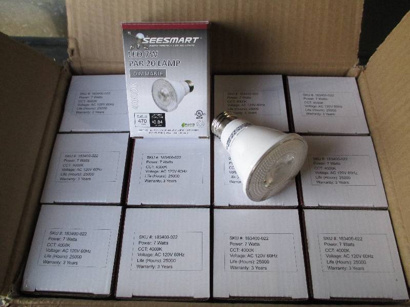 1 case of 24 LED lights, G4 HP 7W 4...