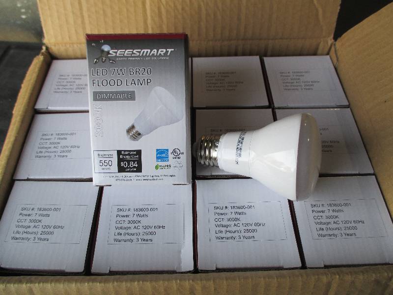 1 Case of 24 LED lights, G4 HP 7W 3...