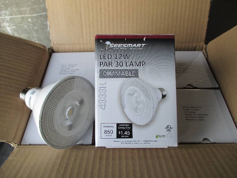 1 Case of 12 LED lights, G4 HP 12W ...