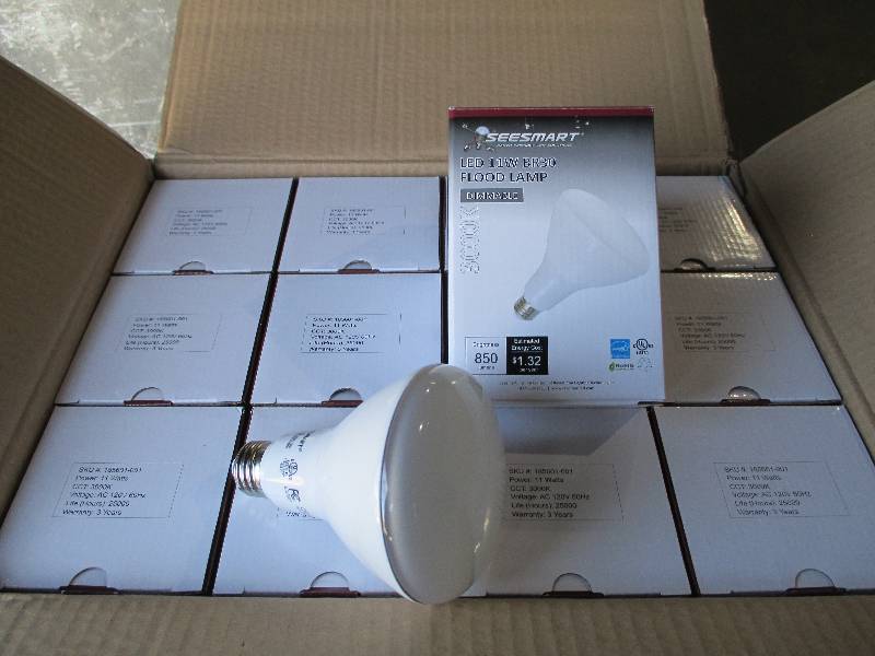 1 Partial case of 22 LED lights, G4 HP 11W 300...