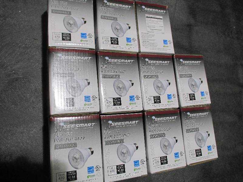 Lot of 11 LED lights - 7 watts...