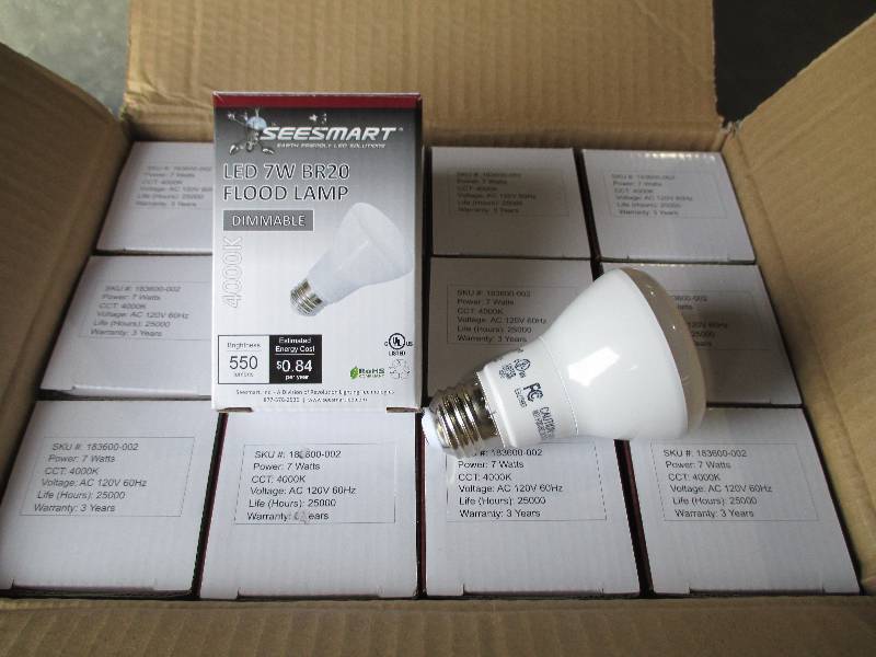 1 case of 24 LED lights, G4 HP 7W 4...