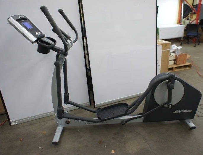 Life Fitness X1 Elliptical Cross Trainer