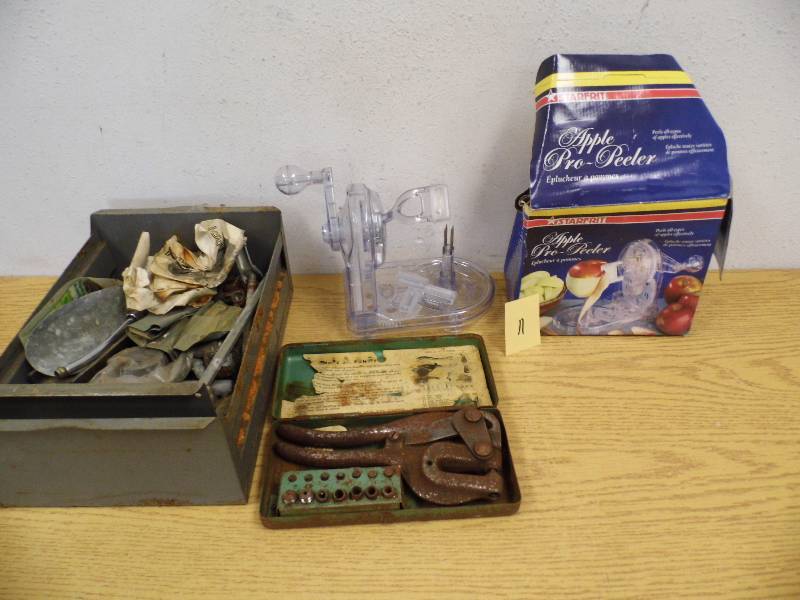 Apple Peeler, Hole Punch, Tools