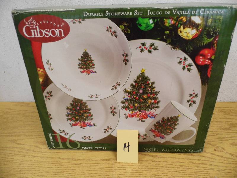 16 Piece Noel Christmas Dishes