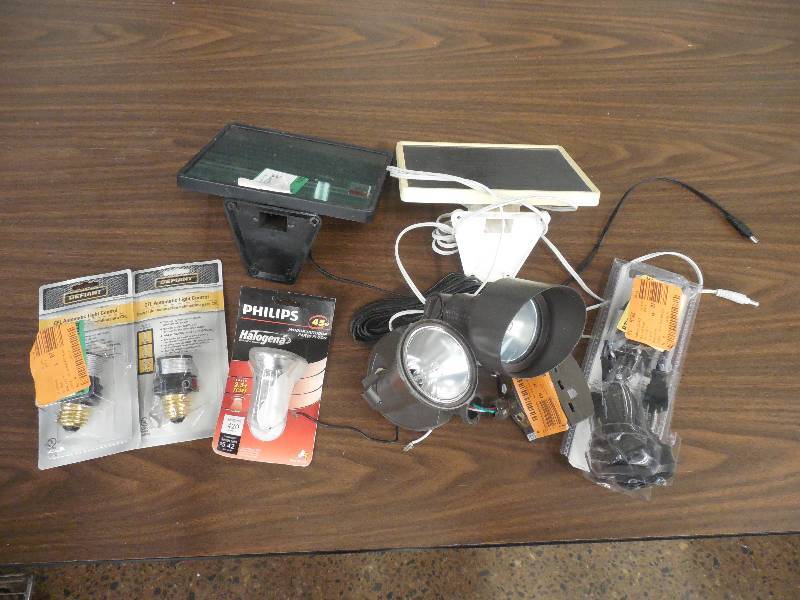 SOLAR PANEL ELECTRICAL HANDYMAN LOT