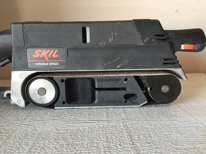 BELT SANDER
