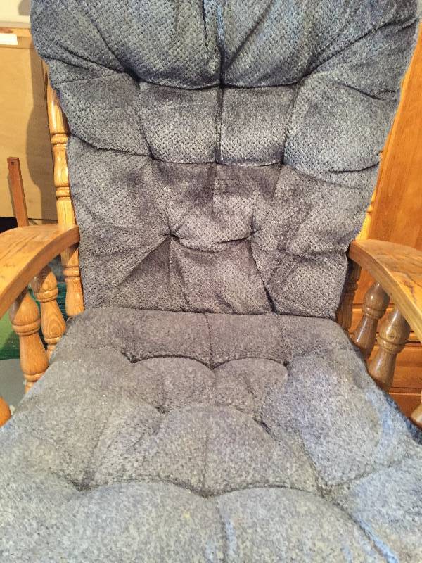 GLIDER ROCKER