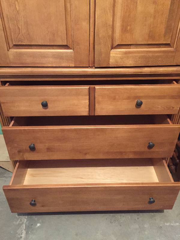 ARMOIRE