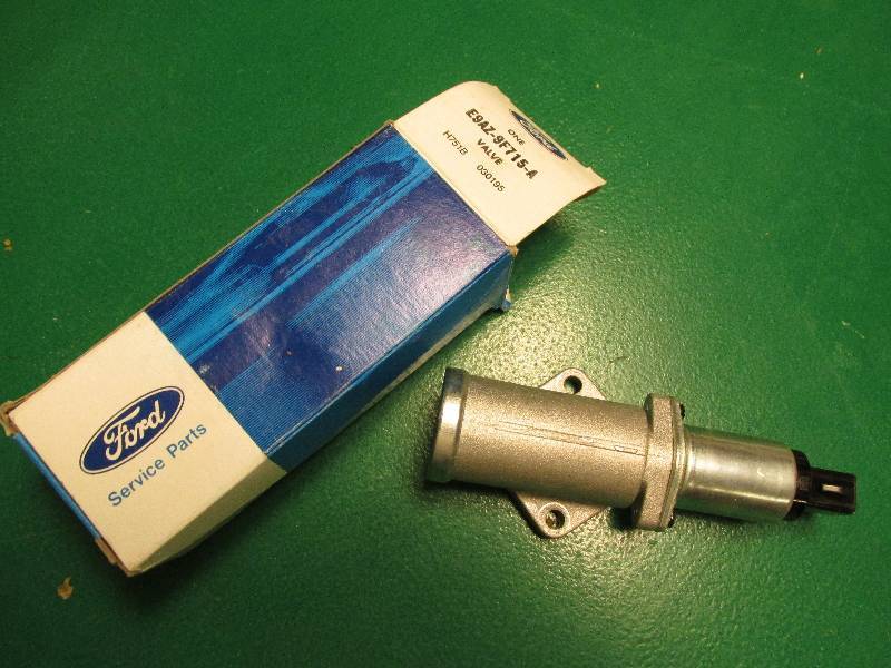 lot 23 image: Valve, part # E9AZ-9F715A...