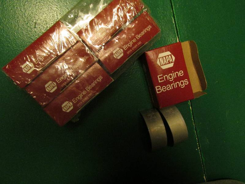 lot 25 image: Rod Bearings, lot of 6  Part # 3310...