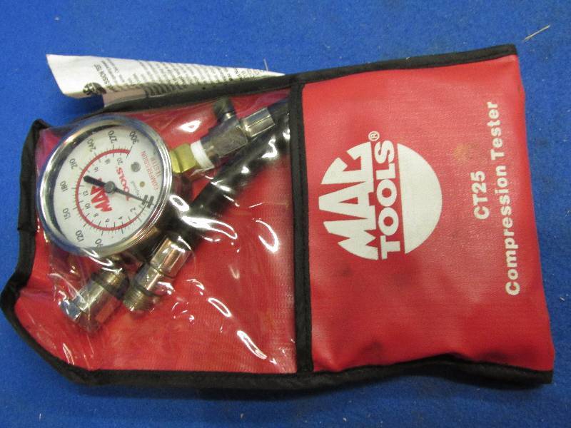lot 104 image: mac tools CT25 Compression tester ...