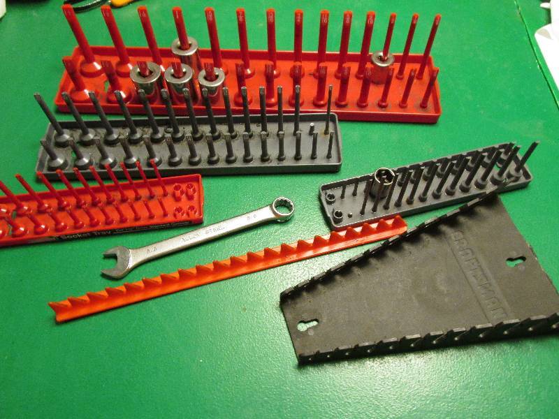 lot 140 image: Lot of socket organizers with a few...