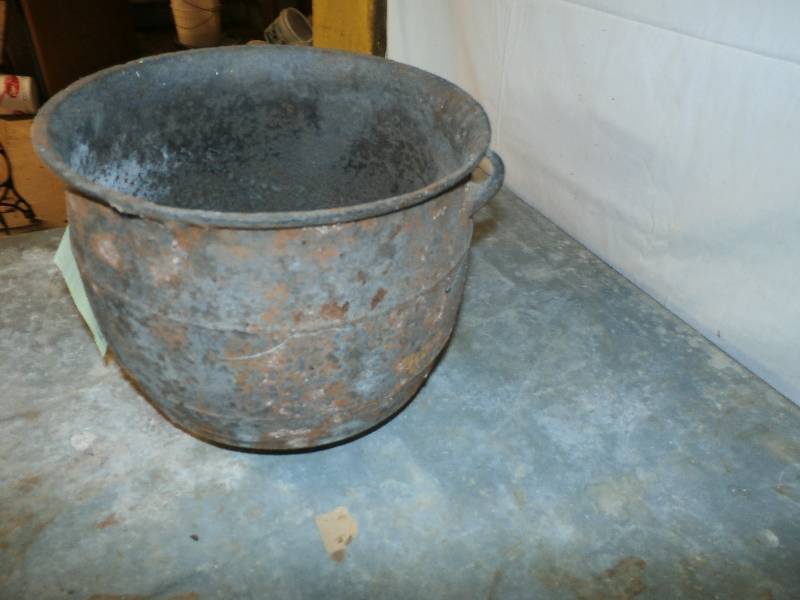 metal pot