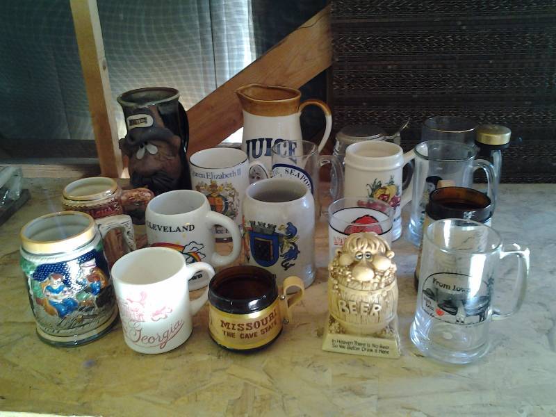 Box Lot Of Mugs & Steins (States & Foreign Country Themes)