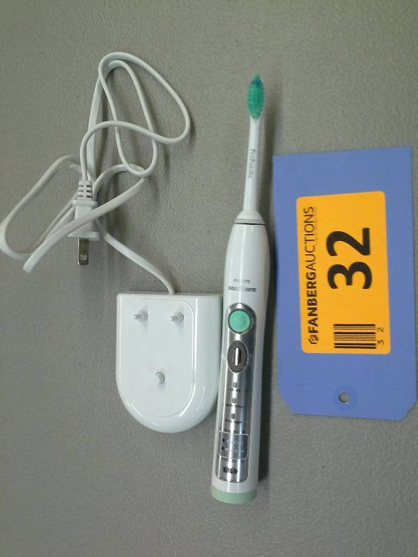 Phillips Sonicare Electric Toothbrush