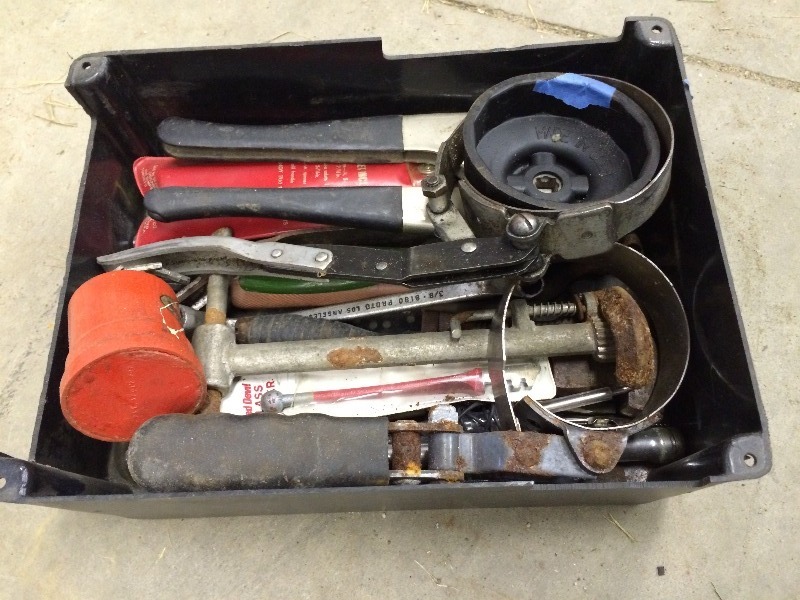 Box Lot of assorted tools