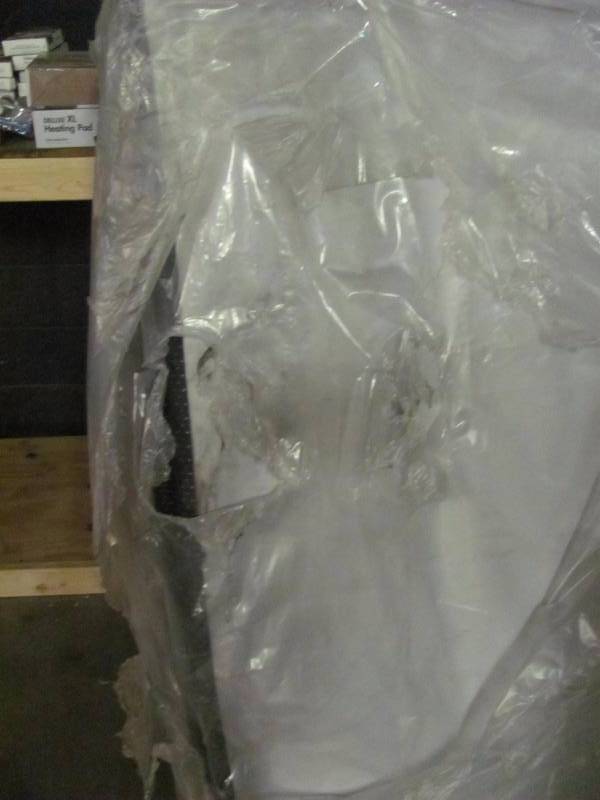 lot 8 image: Serta Perfect Sleeper Queen Box Spring