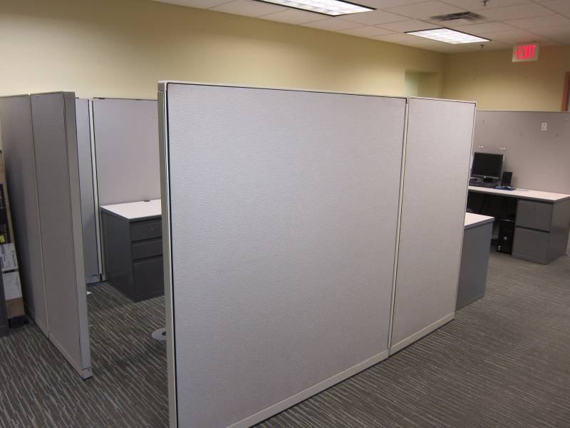 Office Cubicles with Walls and Desks