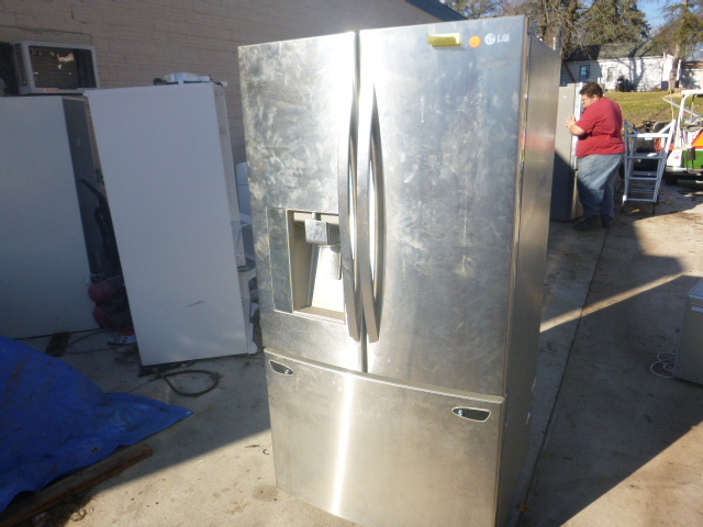 LG Stainless Steel RefrigeratorFreezer