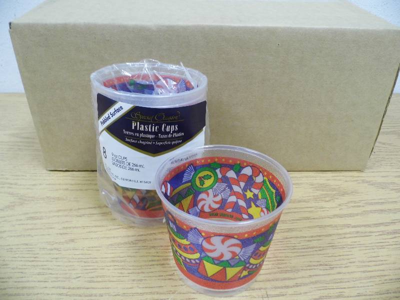 9 oz Plastic Cups - Holiday Goodies