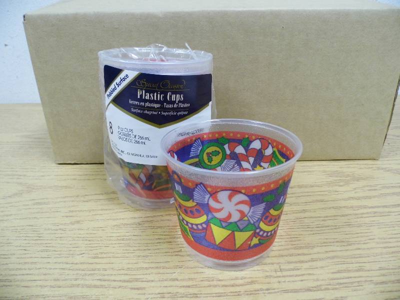 9 oz Plastic Cups - Holiday Goodies