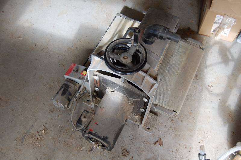 Ryobi WDS 1600 Drum Sander - Conveyor Driven