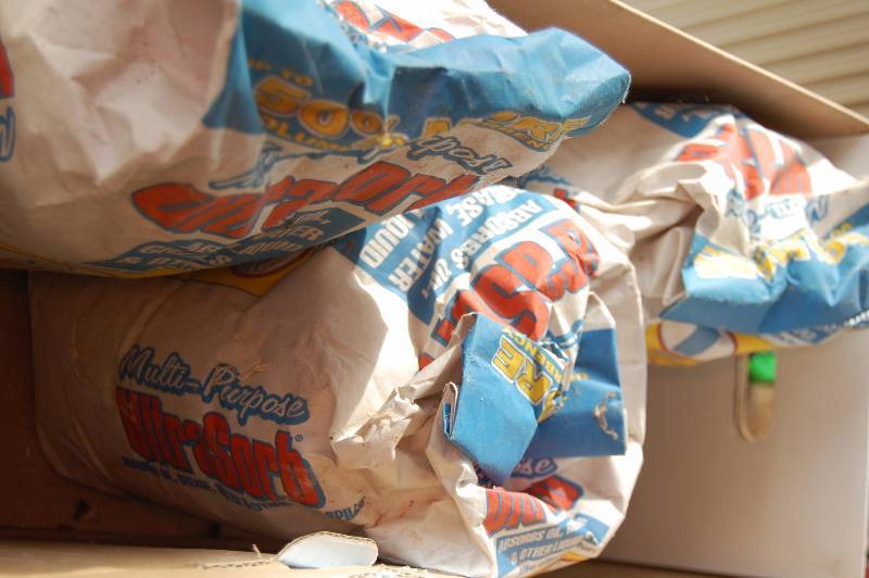 4 Bags of Ultrasorb