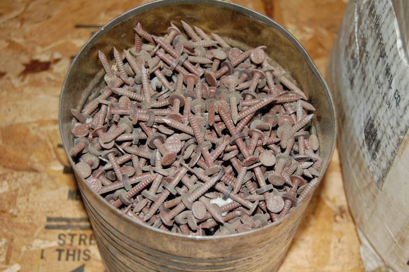 1 12 Weatherproof Nails
