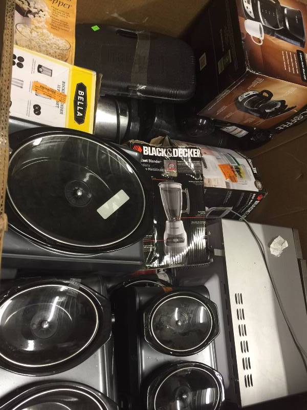 Gaylord with Assorted Small Appliances Retail Value Approx $3200 See Description for Details