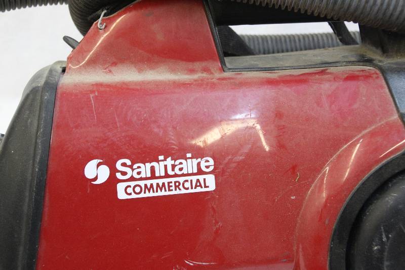 Sanitaire Commercial Vacuum