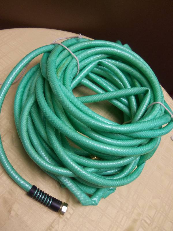 lot 59 image: Garden Hose