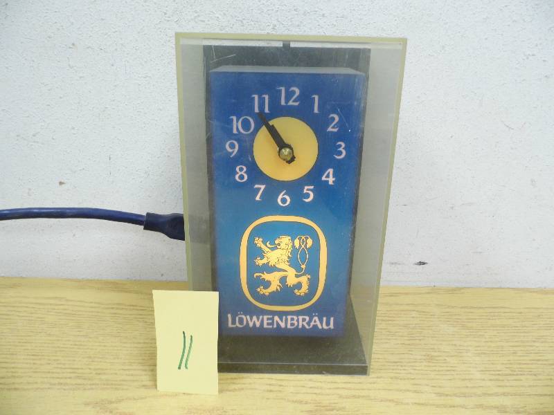 Lowenbrau Clock