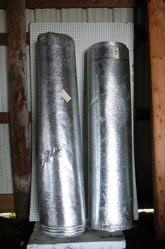 lot 33 image: 2 - 6x100 Roll Reflective foil