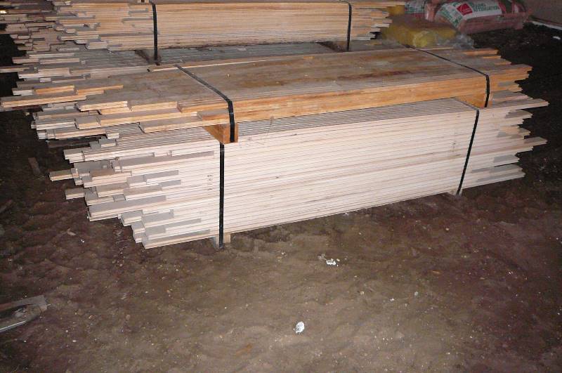 lot 41 image: Engineered Bird Eye Maple Flooring Approx. 450 Sq. Feet