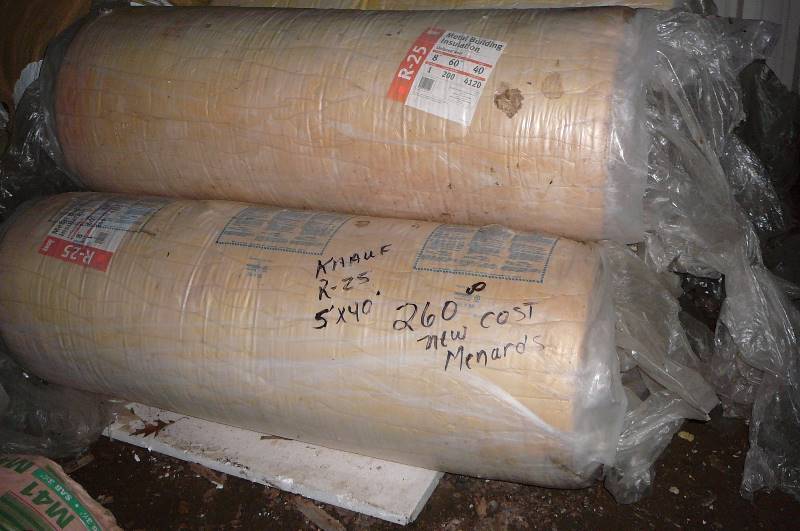 lot 48 image: 2 - Knauf R25 5 x 40 Metal Building or Pole Building Insulation
