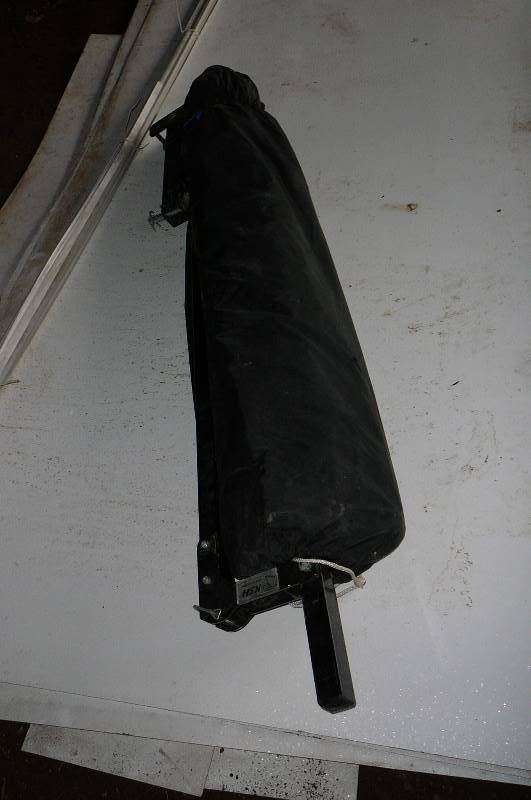 lot 108 image: KSH Vehicle Receiver Mounted Fish house