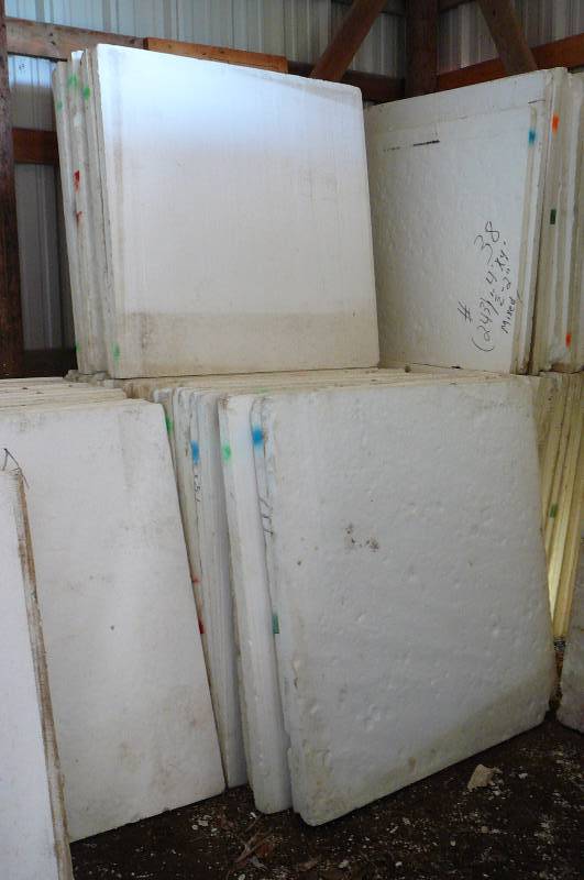 lot 243 image: 38 4x4 Sheets of styro Foam