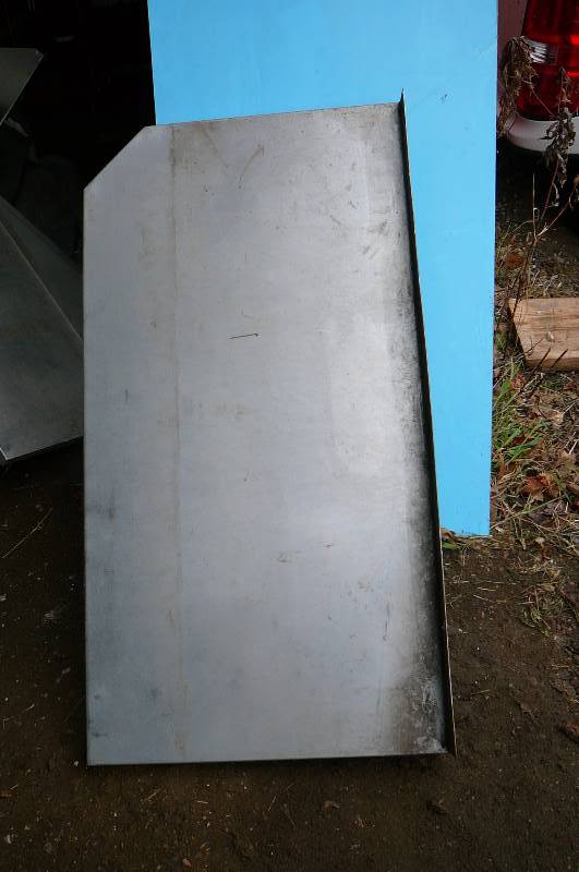 lot 92 image: 22 x 42 Stainless Shelf