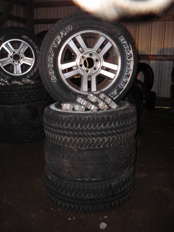 Ford F150 4x4 Alum Rims Tires are junk
