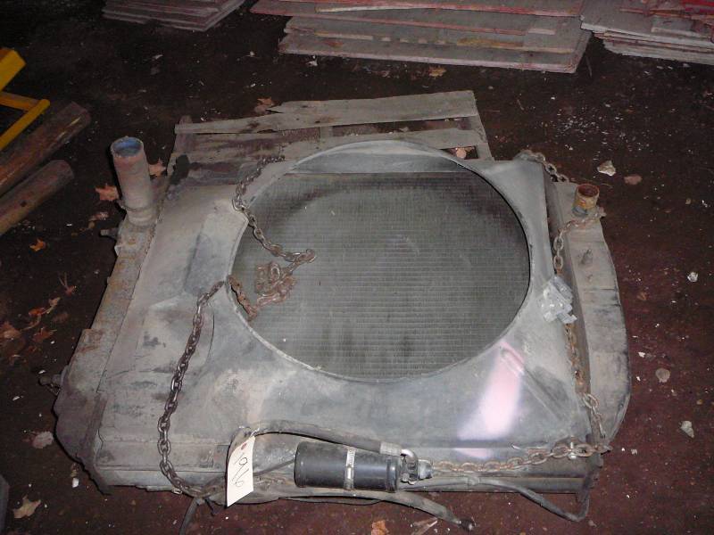 1999 Freight liner Radiator