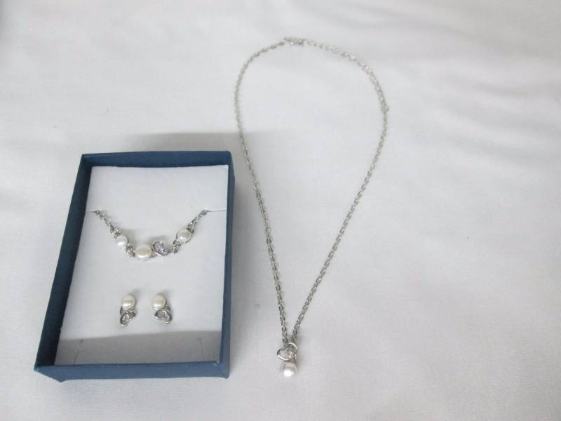 Pearl & CZ Accent Jewelry Set