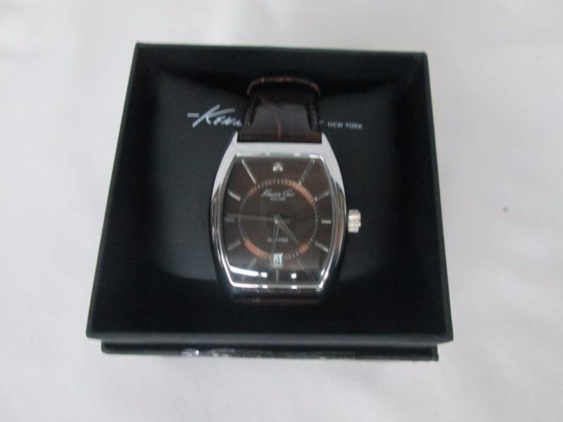 Kenneth Cole Mens Brown Diamond Watch