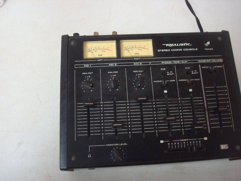 Realistic Mixing Board, Powers On, Untested