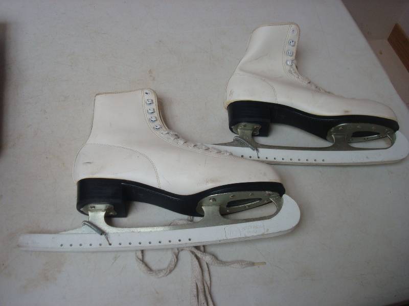 Pair Of White Figure Skates, Size 10