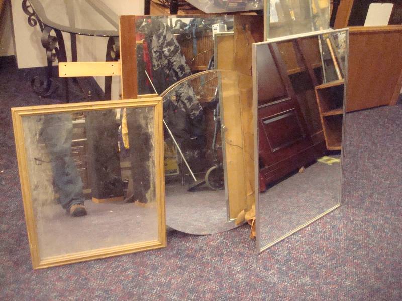 Lot Of Mirrors, Some Wear